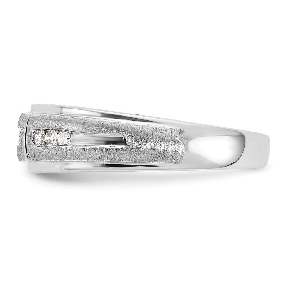 IBGoodman 10k White Gold 1/5 carat Lab Grown Diamond VS/SI+ G+ Complete Men's Ring