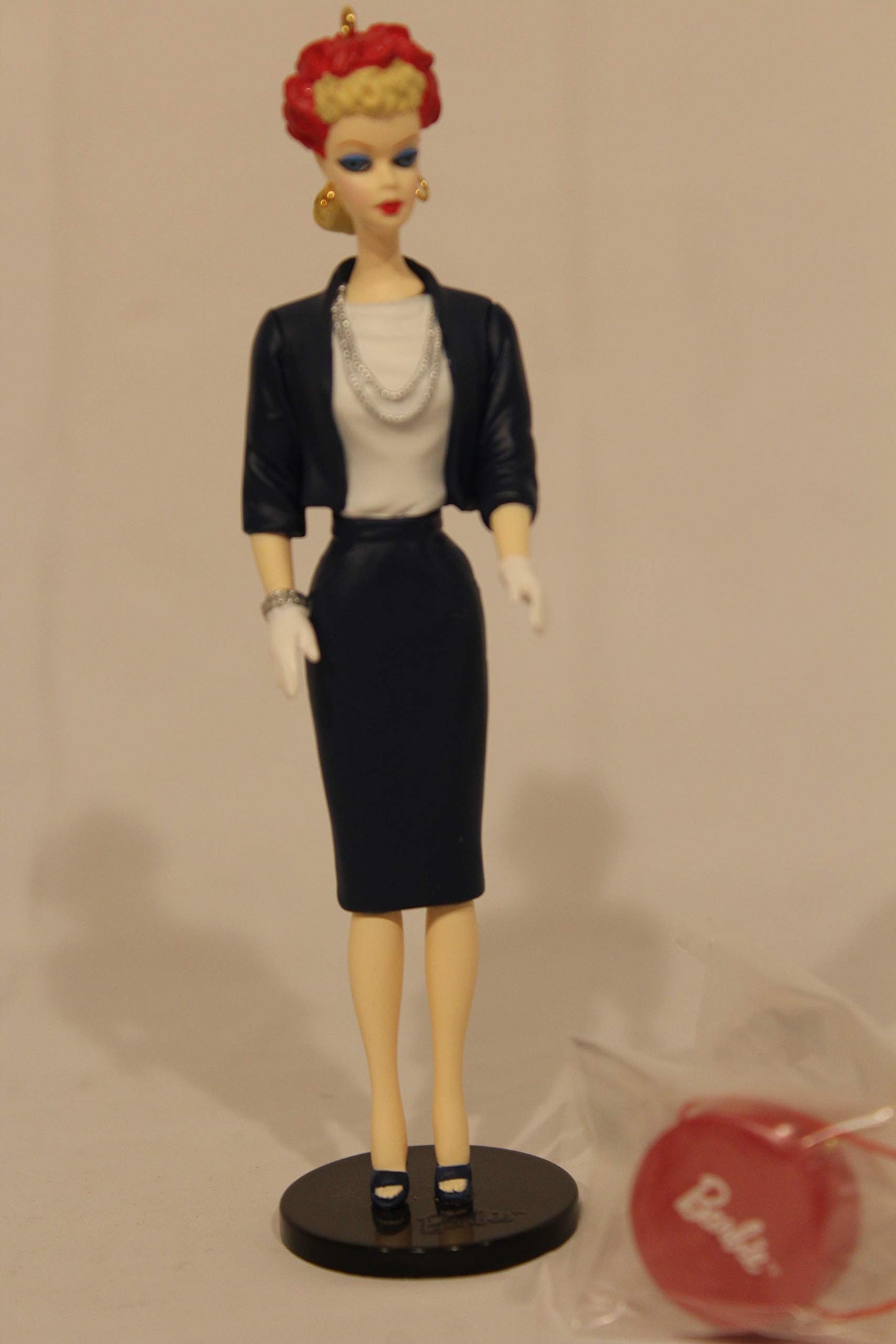 Hallmark Ornament 2000 Barbie #7 - Commuter Barbie