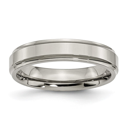 Titanium Polished 5mm Ridged Edge Band Size - 8
