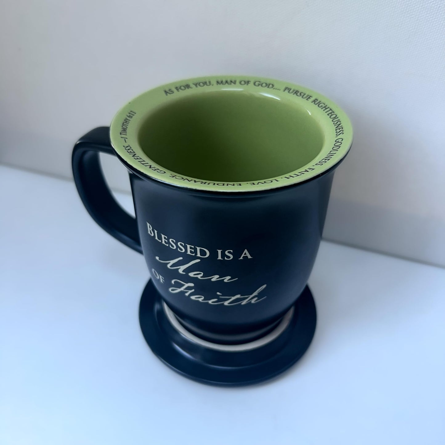 Mug-Grace Outpoured-Man Of Faith-Brown/White Interior W/Coaster/Lid