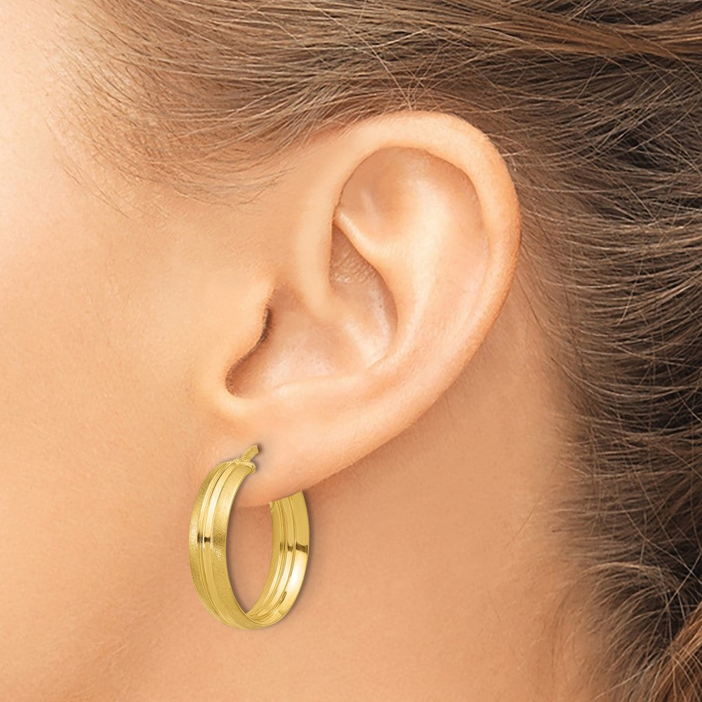 14K Gold Polished & Satin Round Hoop Earrings