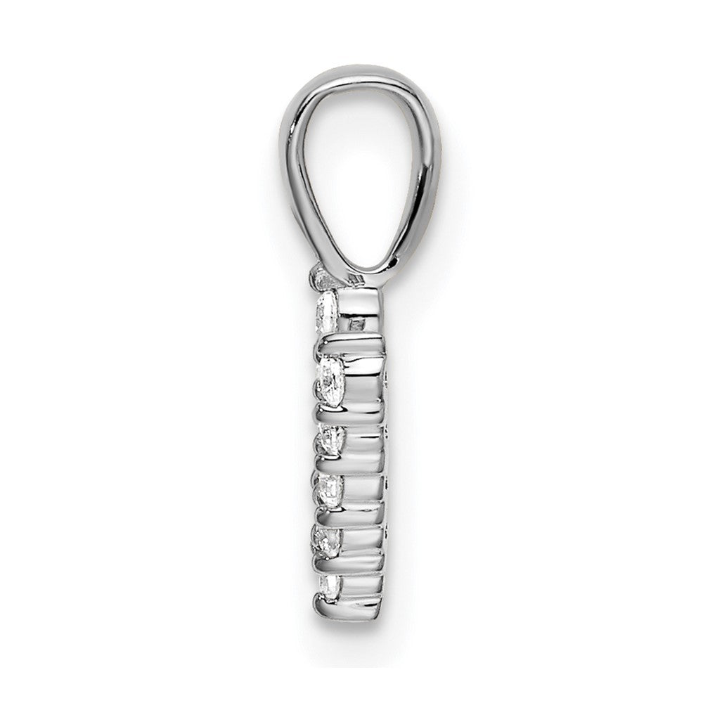 14k White Gold 1/10 carat Lab Grown Diamond VS/SI+ G+ Letter V Initial Pendant