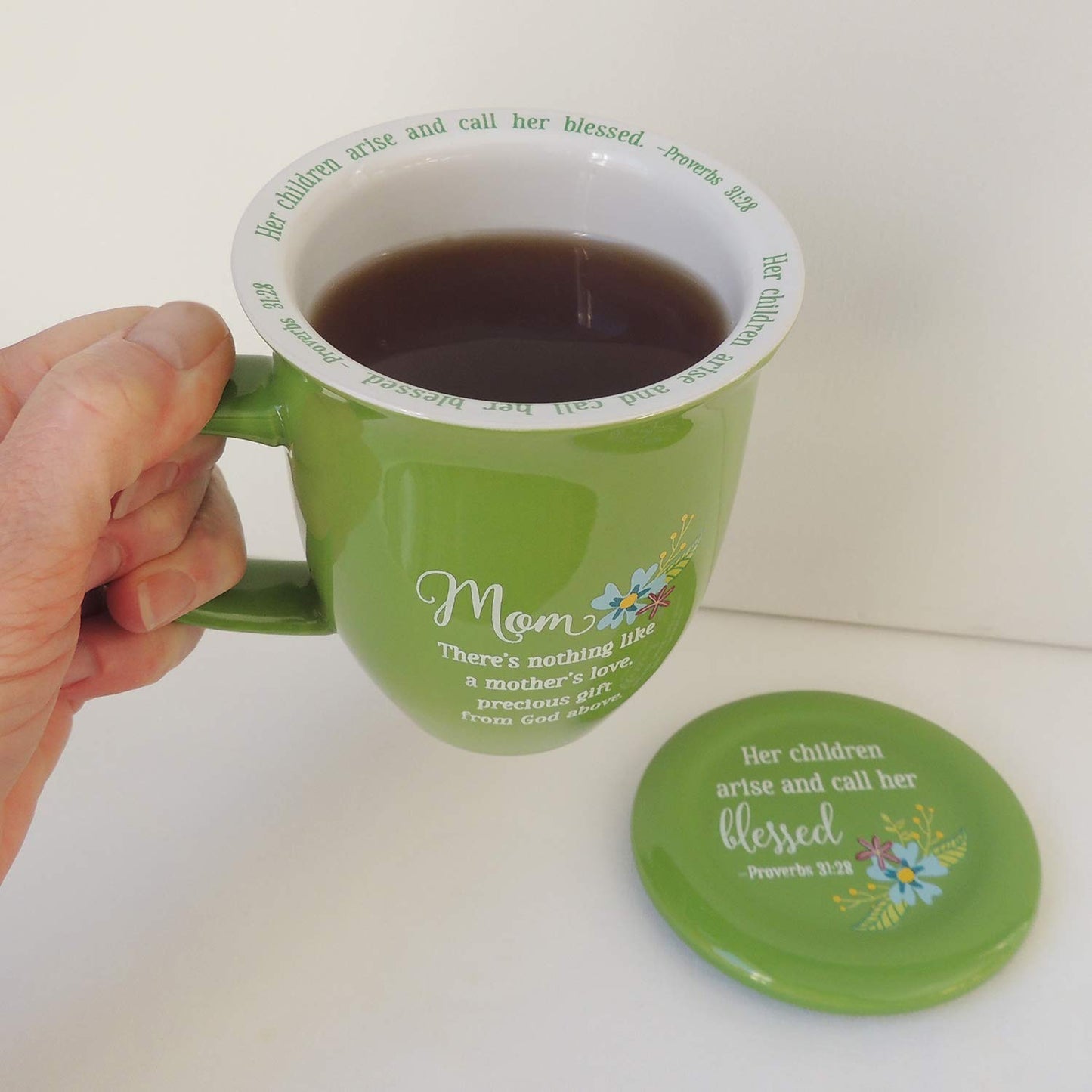 CA Gift 165783 14 oz Grace Outpoured Mom with Coaster & Lid Mug, Green & White