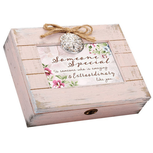 SOMEONE SPECIAL Sentiment Blush Distressed Wood with Locket Music Box : WONDERFUL WORLD Q-GM22867