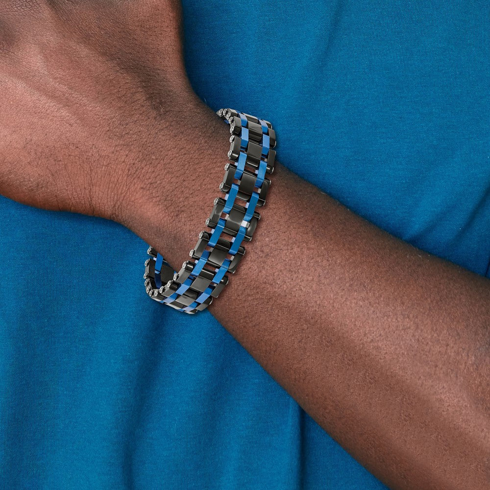Stainless Steel Brushed and Polished Black/Blue IP-plated 8.5in Bracelet 8.5 inches