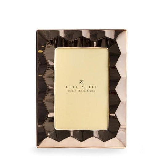 Bey-Berk International BF121-11 5 x 7 in. Copper Plated Picture Frame with Easel Back - Gold