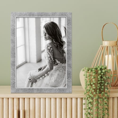 5" x 7" Burnished Silver Picture Frame - Chloe Collection