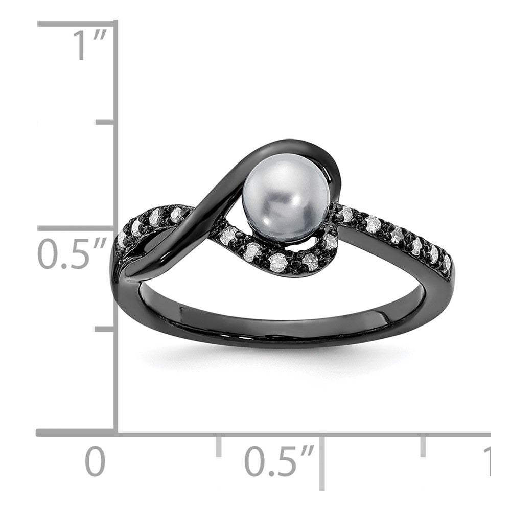 Sterling Silver Grey Pearl and Diamond Ring