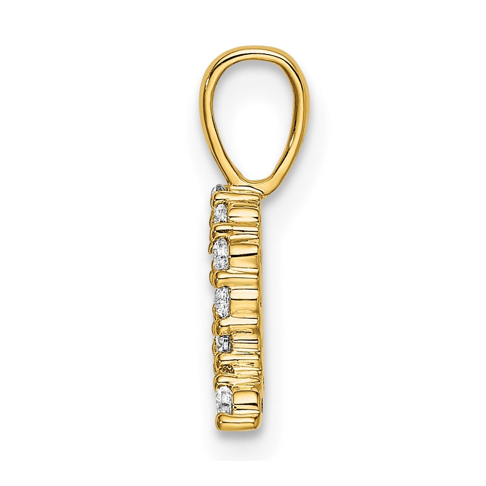 14k 1/6 carat Lab Grown Diamond VS/SI+ G+ Letter Q Initial Pendant