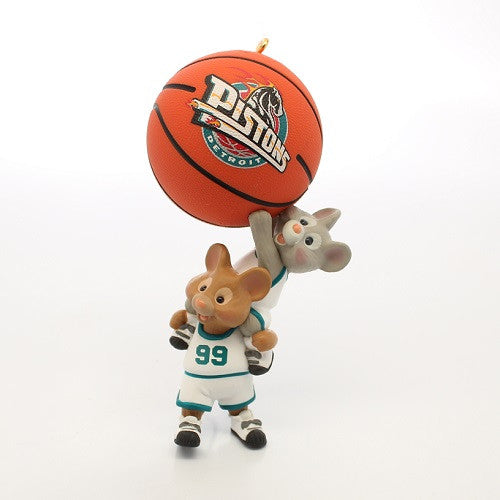 Detriot Pistons mouse 1999 Hallmark Keepsake Ornament