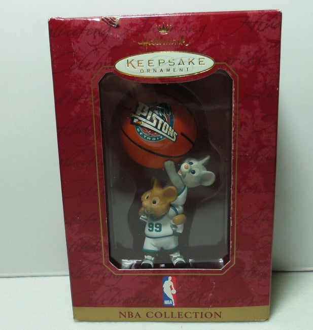 Detriot Pistons mouse 1999 Hallmark Keepsake Ornament